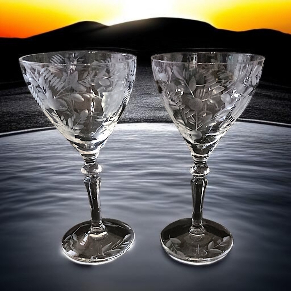 2 Vtg Rock Sharpe Cordial Coupe Glasses Etched Floral Crystal Bird Of Paradise